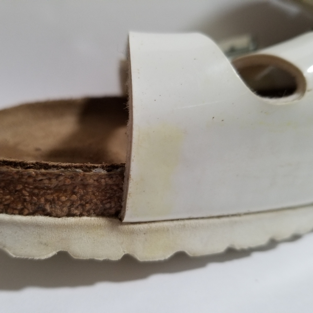 - Birkenstocks Florida White 3 Strap Patent Sandals - Picture 5 of 9